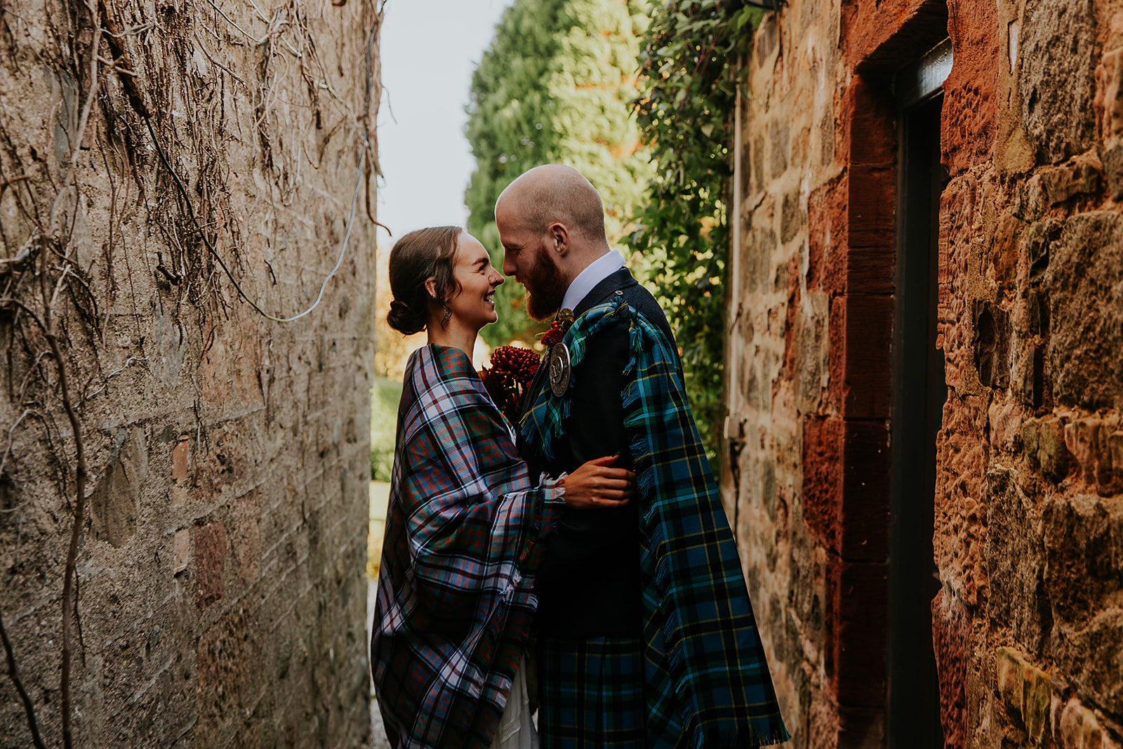 Dalduff Farm Glasgow Wedding Photographer 202400005