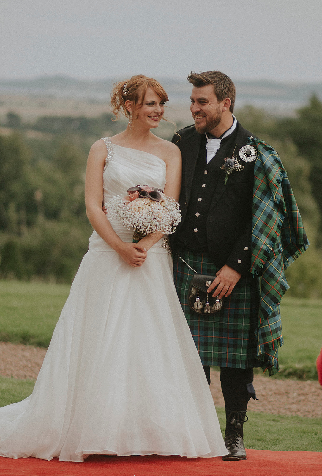 Minaglie and Ben Fingask Castle Wedding Perth 00025