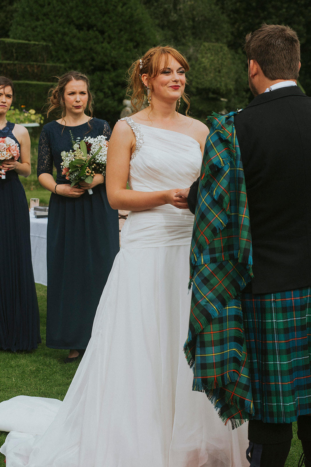 Minaglie and Ben Fingask Castle Wedding Perth 00028
