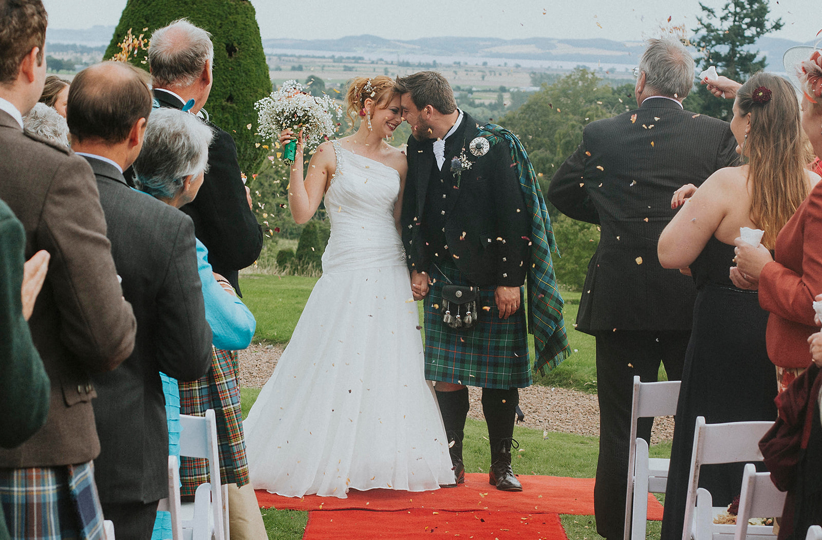 Minaglie and Ben Fingask Castle Wedding Perth 00031
