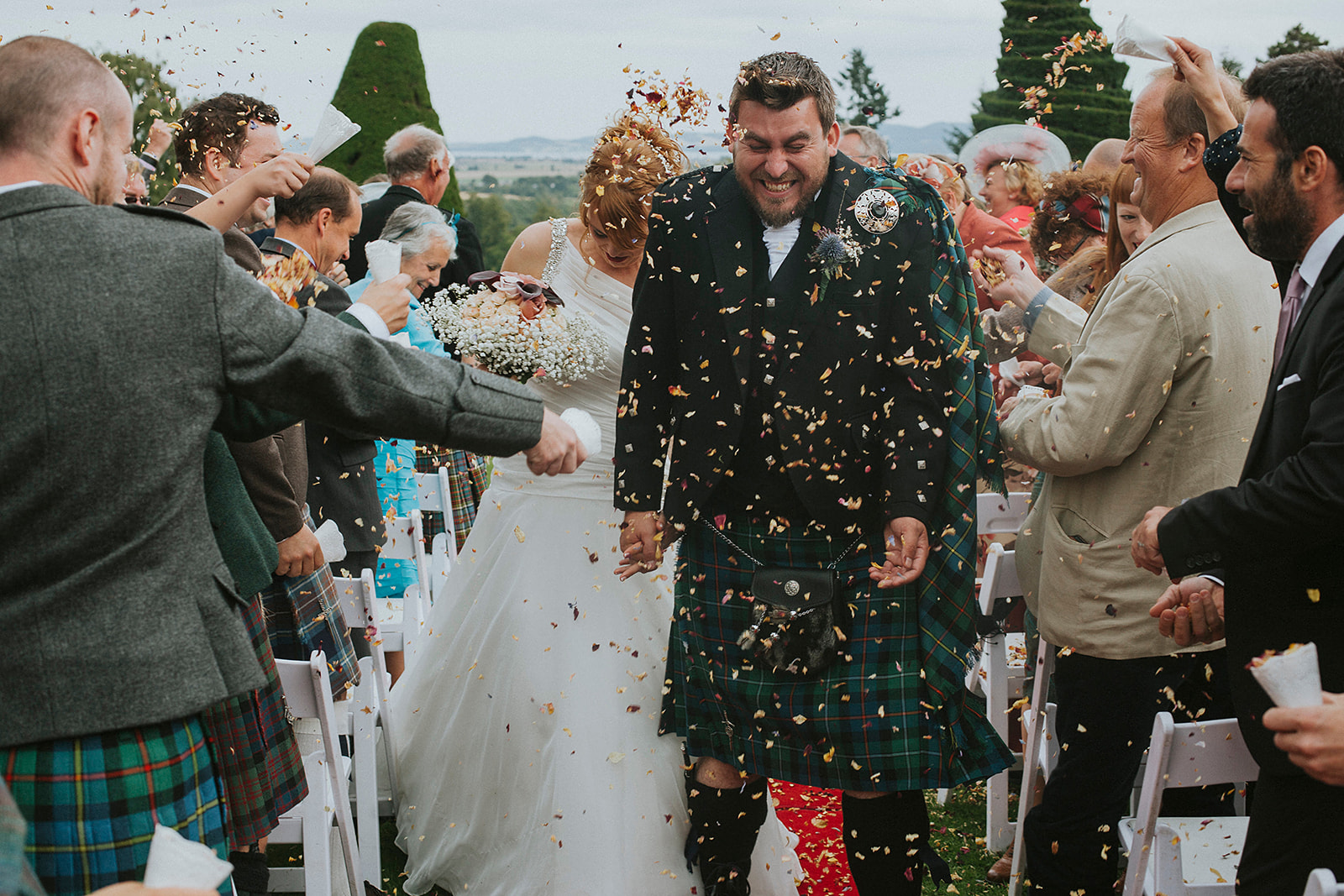 Minaglie and Ben Fingask Castle Wedding Perth 00032