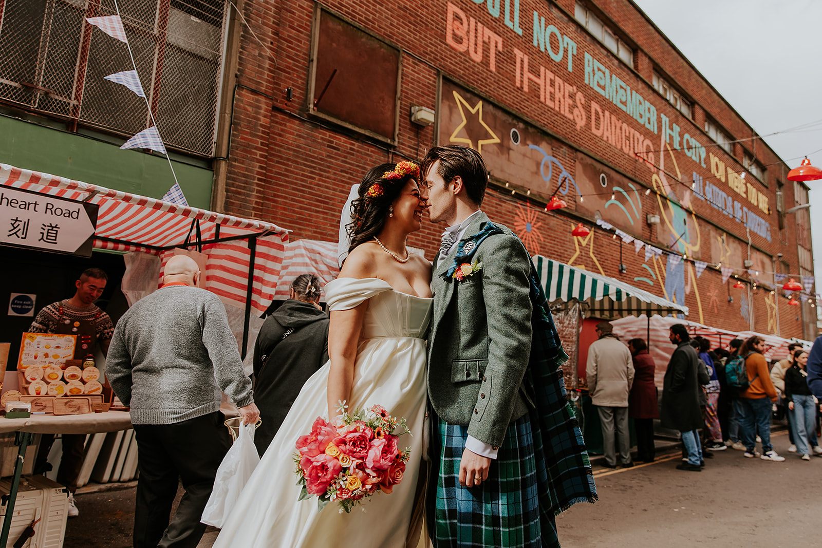 Andrea and Sam St Lukes Wedding Glasgow 00037