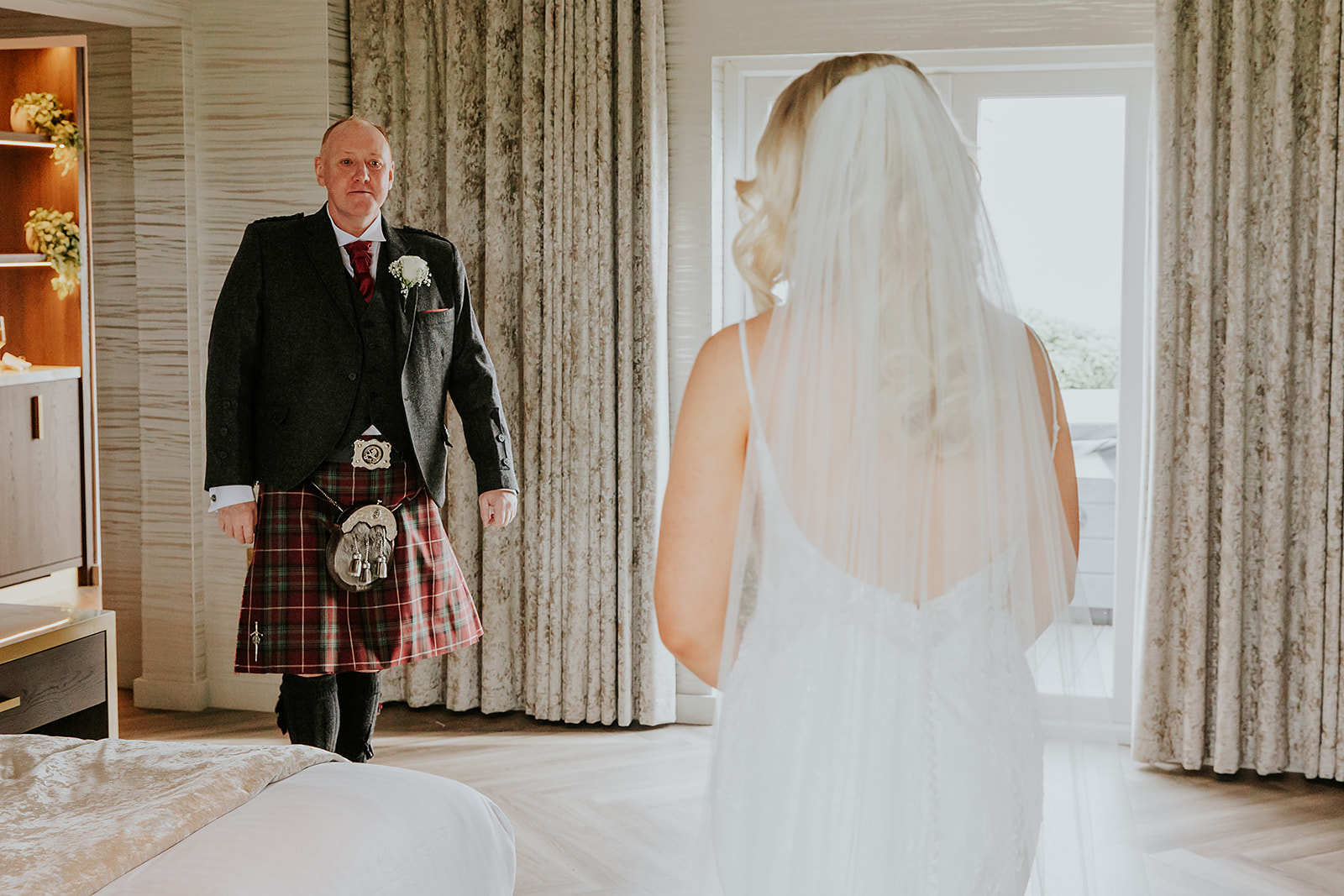 Best Wedding Photographer Glasgow 202400028