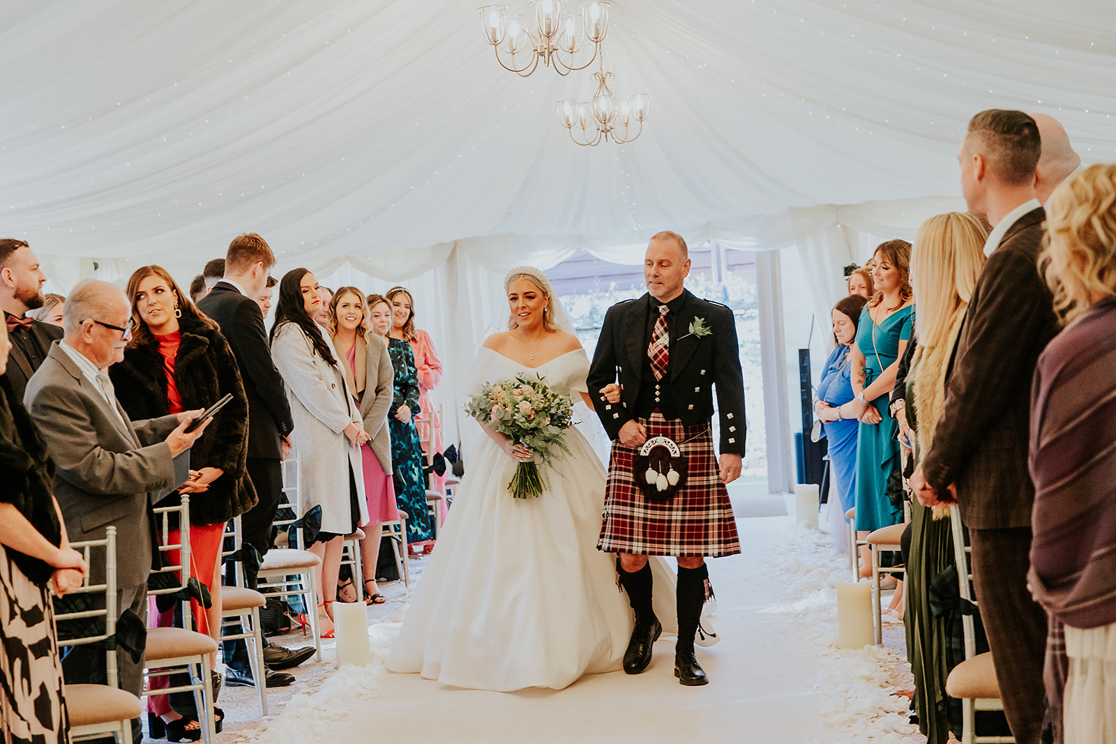 Emma and Chris Berry Cornhill Castle Winter Wedding 00018