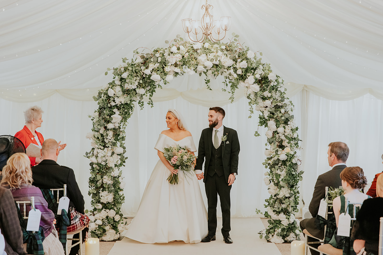 Emma and Chris Berry Cornhill Castle Winter Wedding 00024