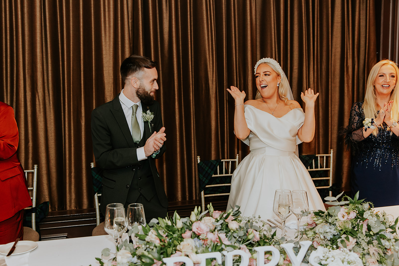 Emma and Chris Berry Cornhill Castle Winter Wedding 00044