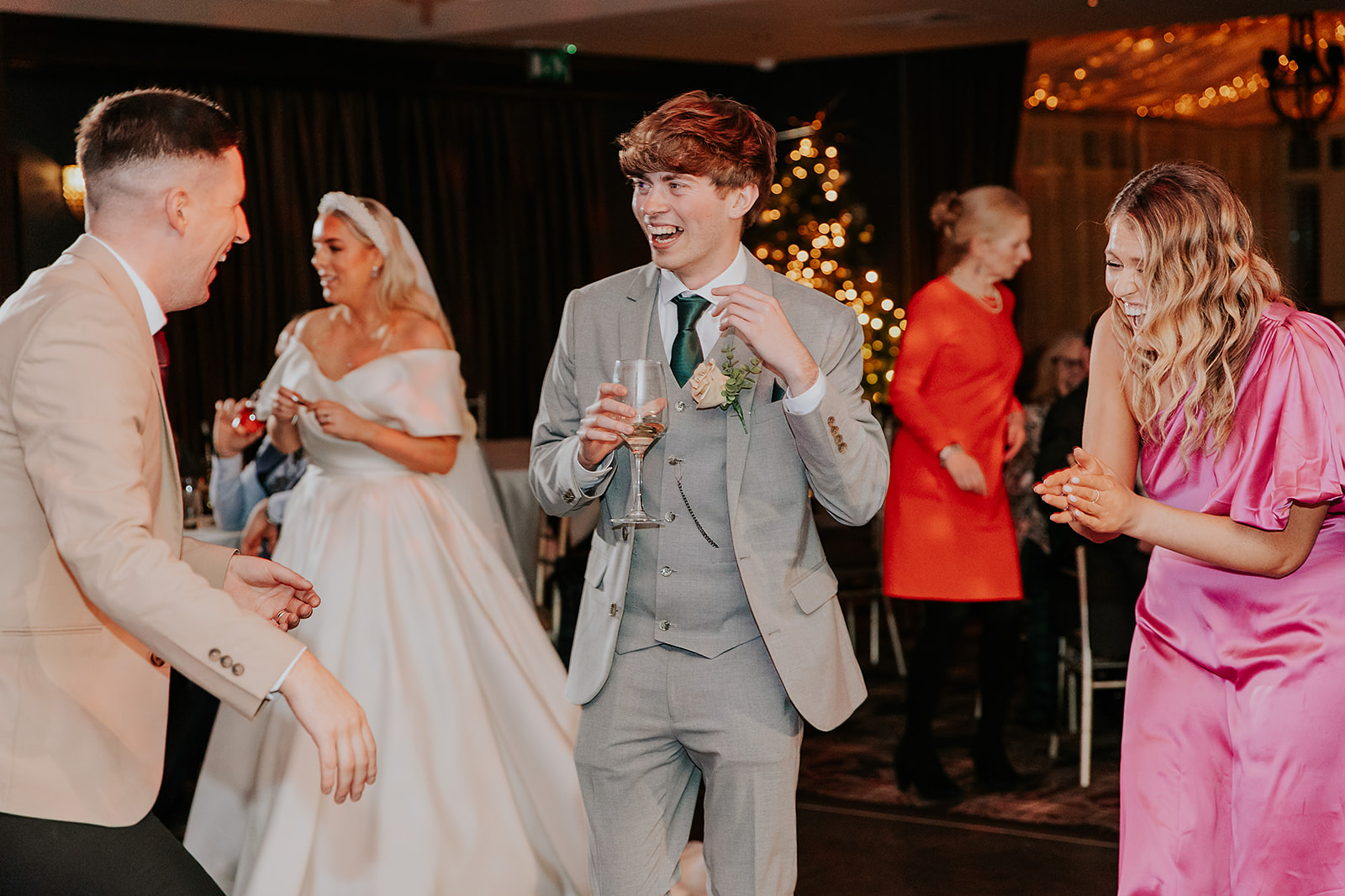 Emma and Chris Berry Cornhill Castle Winter Wedding 00057