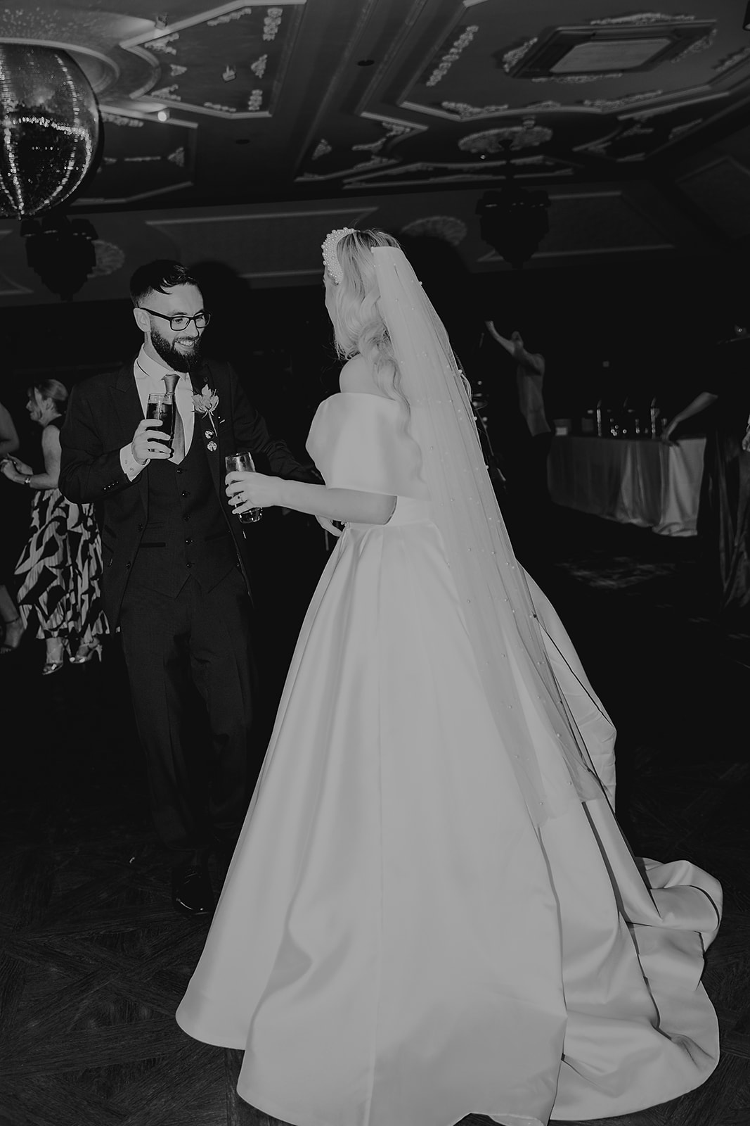 Emma and Chris Berry Cornhill Castle Winter Wedding 00058