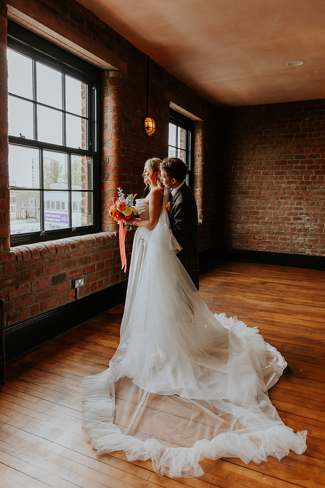 JR Engine Works Wedding Glasgow Photographer 00046
