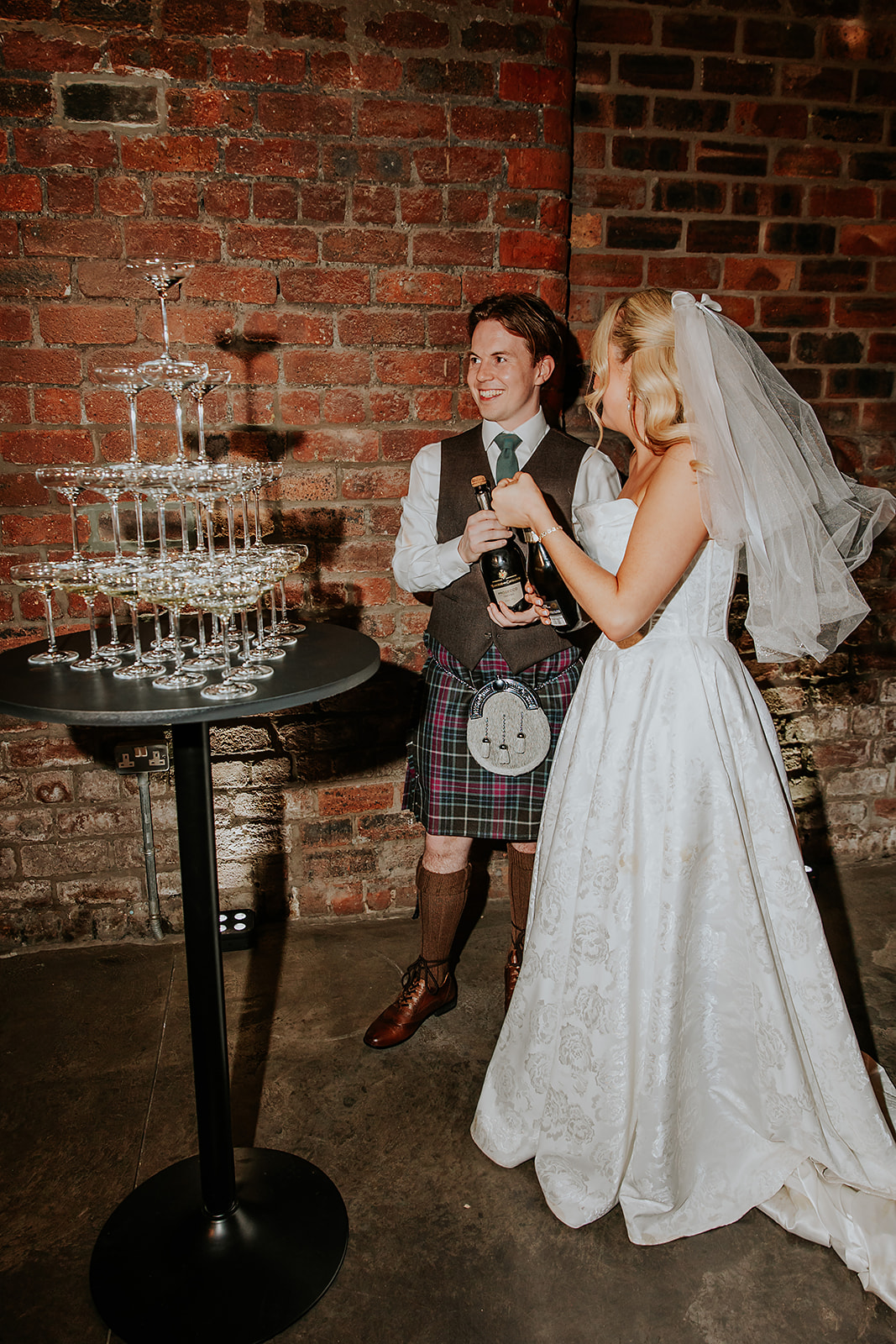 JR Engine Works Wedding Glasgow Photographer 00076