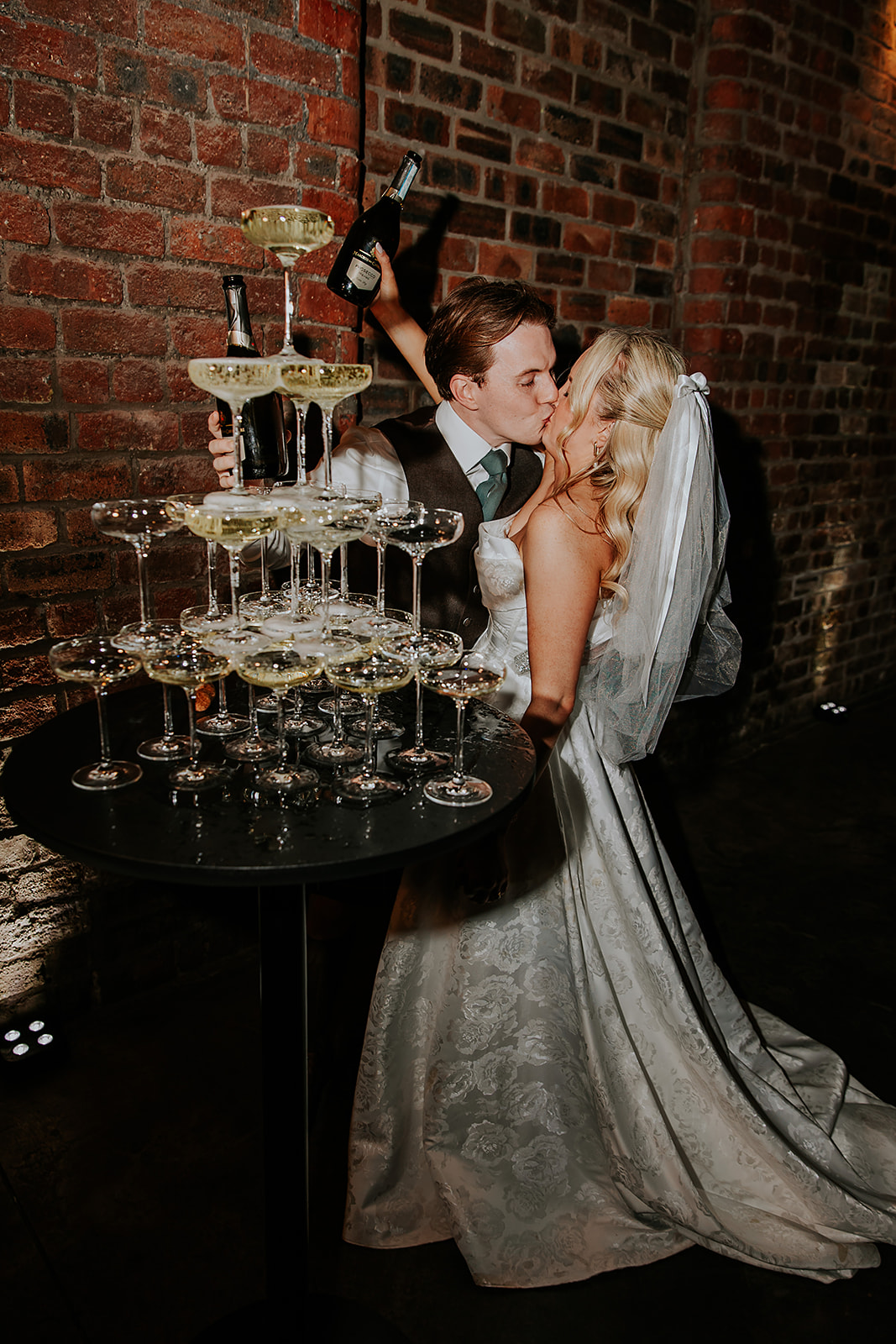 JR Engine Works Wedding Glasgow Photographer 00078