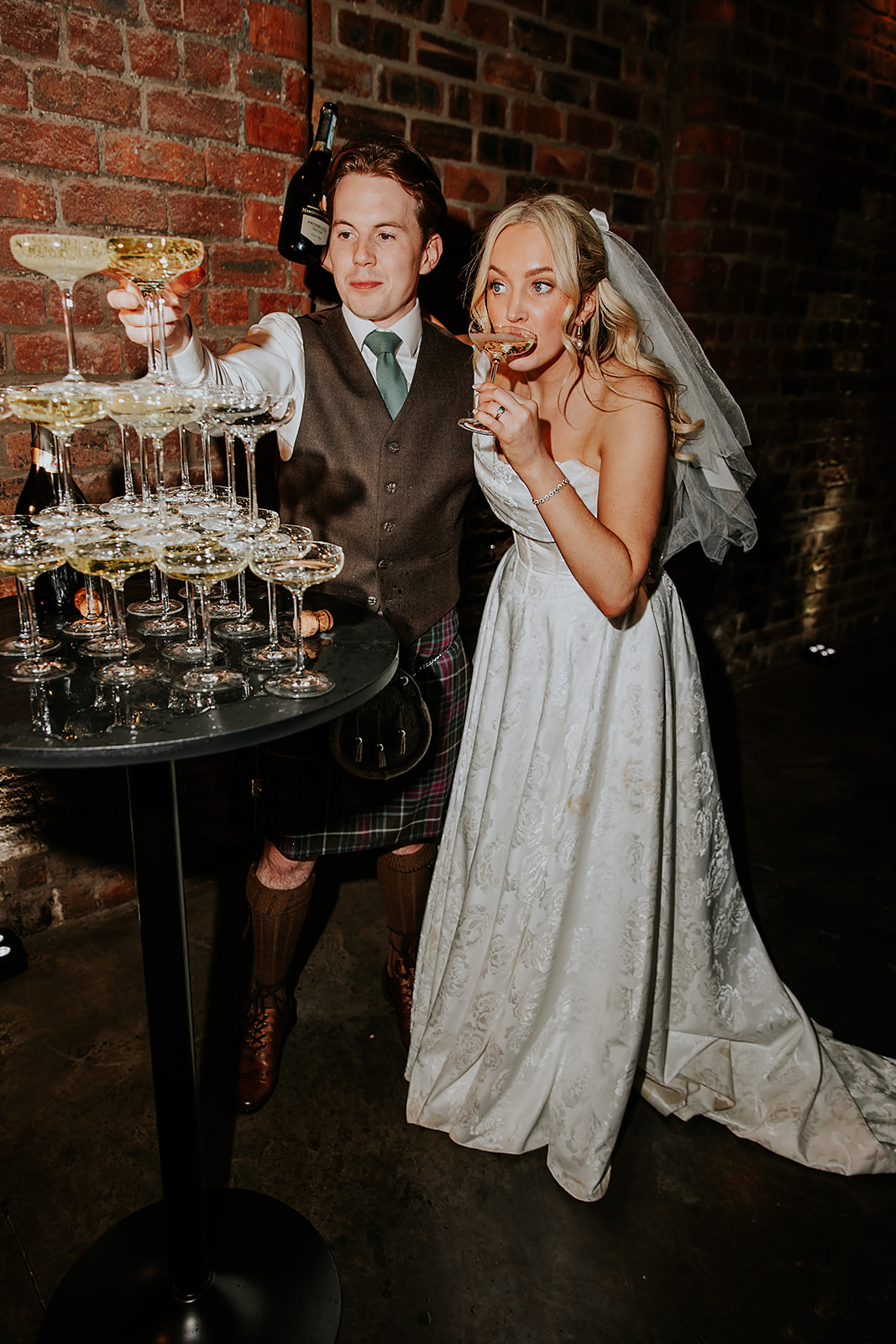 JR Engine Works Wedding Glasgow Photographer 00079
