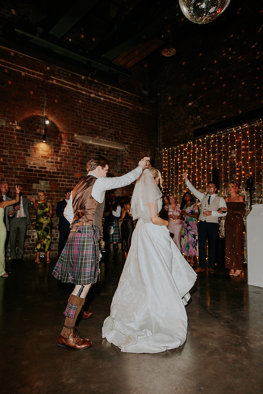 JR Engine Works Wedding Glasgow Photographer 00081