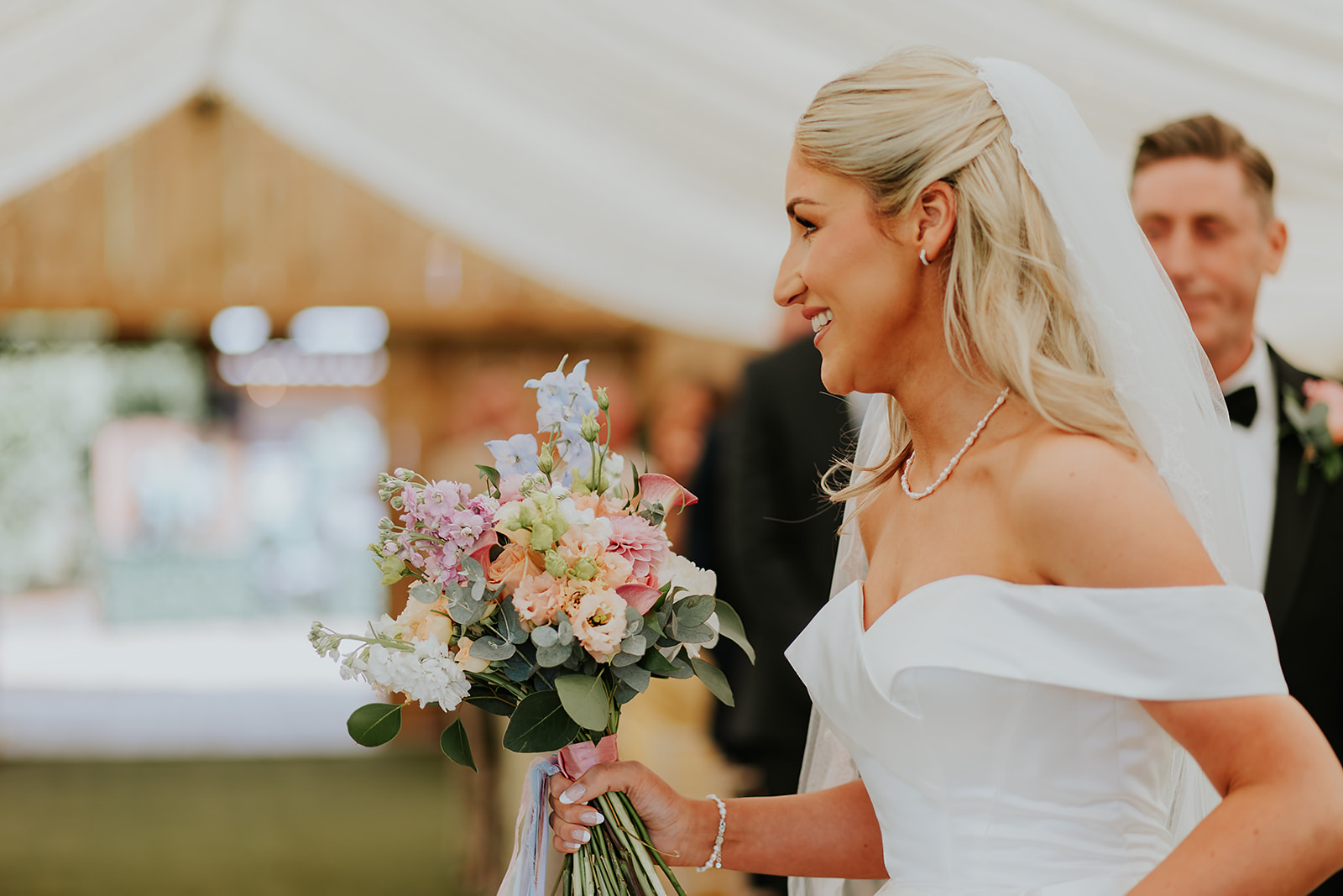 Jessica and Angus Eden Leisure Village Glasgow Wedding00029