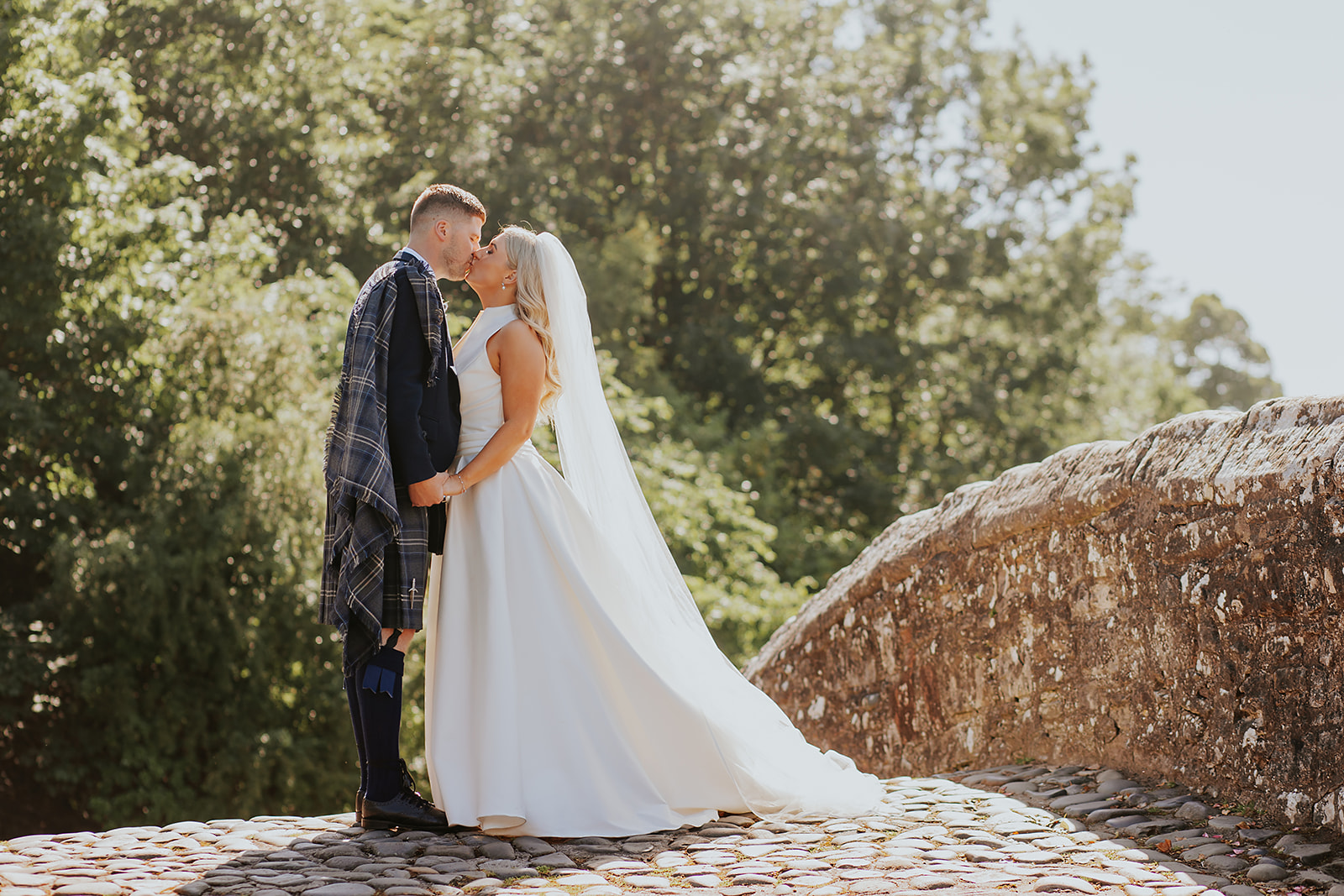 Kerry-Anne - Scott Brig O Doon Summer Wedding Photographer00034