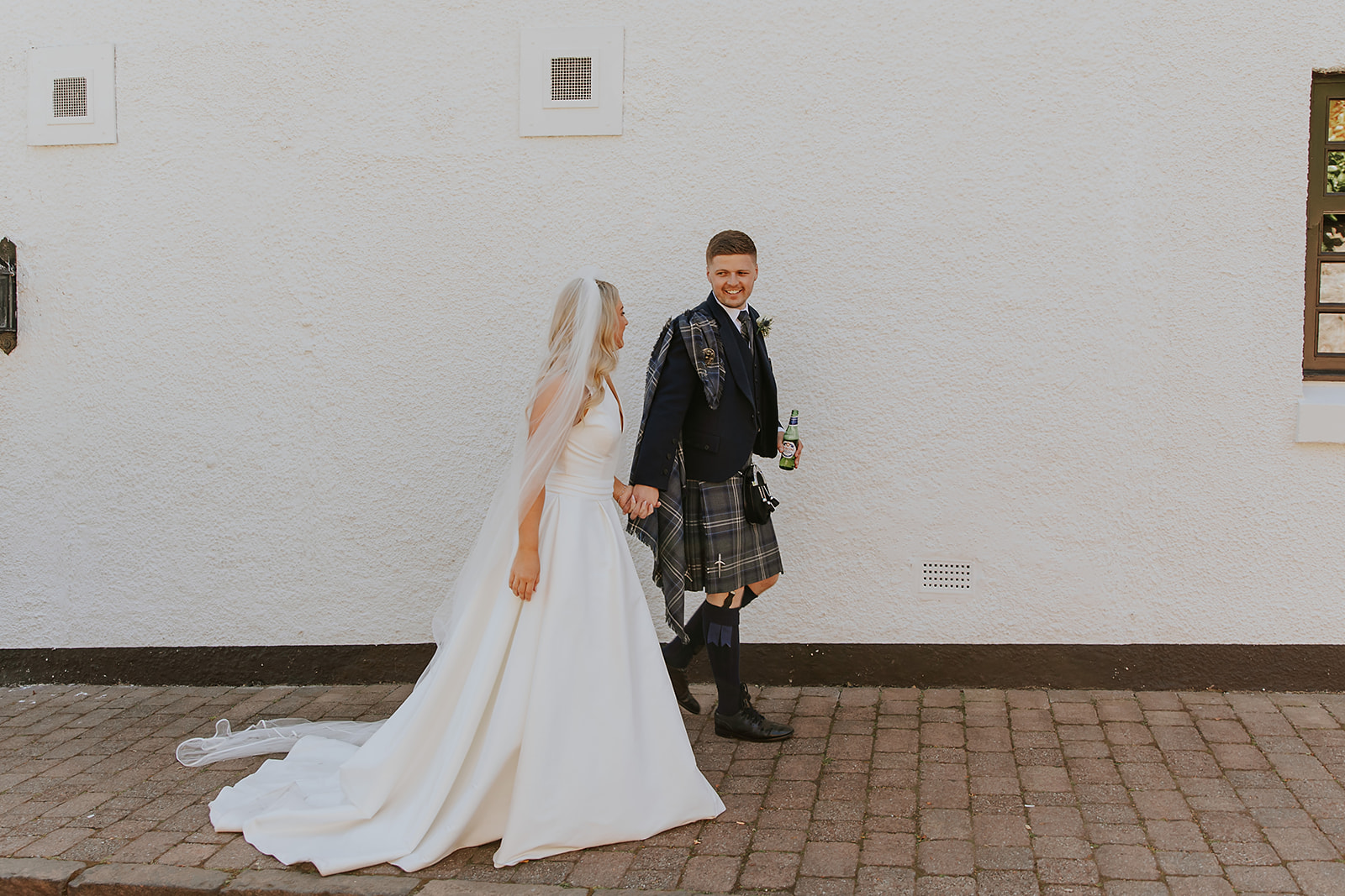 Kerry-Anne - Scott Brig O Doon Summer Wedding Photographer00038