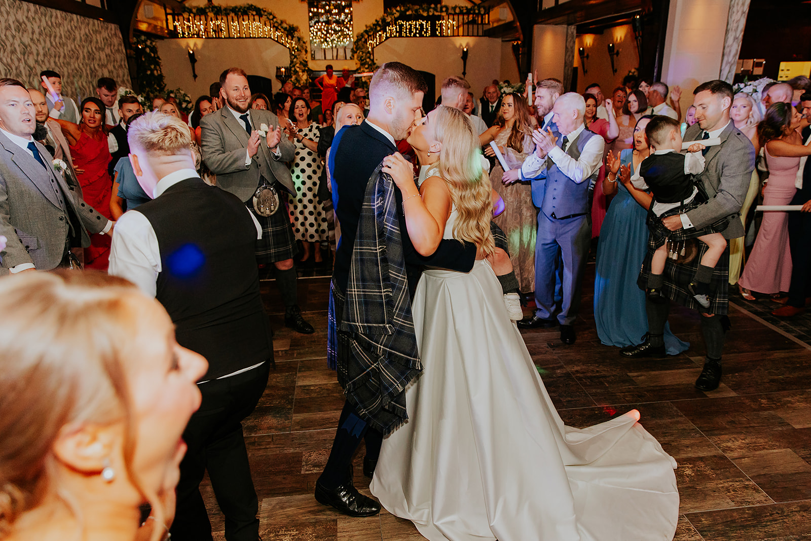 Kerry-Anne - Scott Brig O Doon Summer Wedding Photographer00045