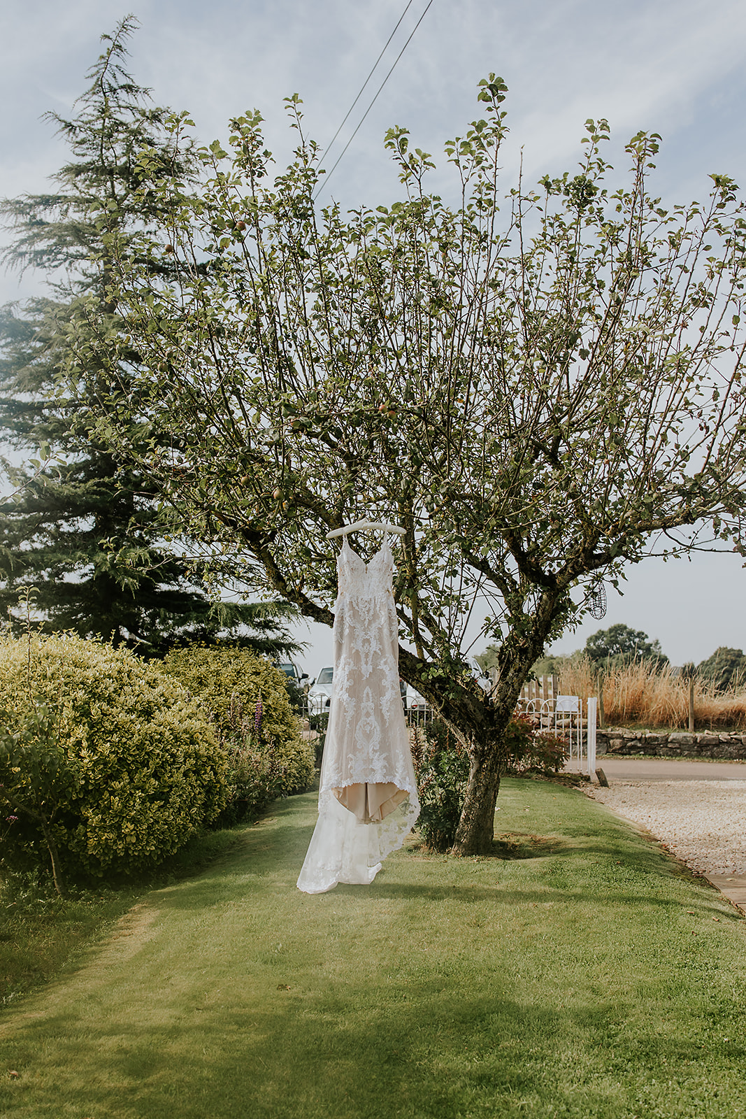 Lauren and Colin Bachilton Barn Wedding Photography00004