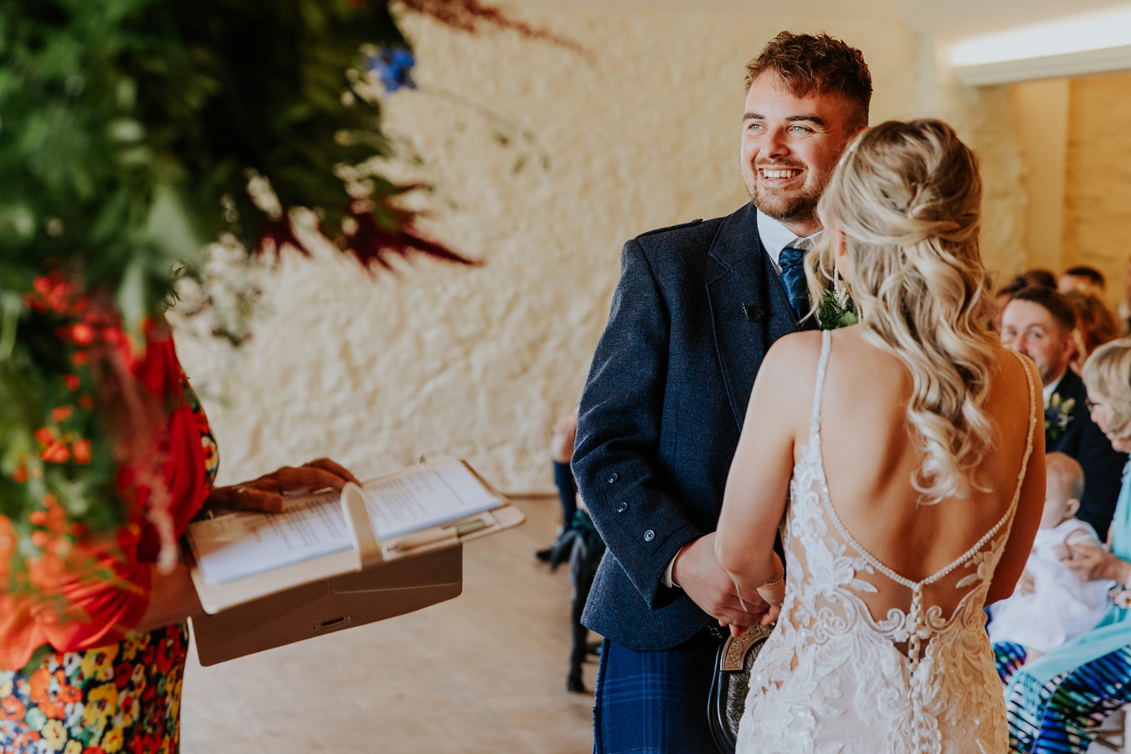 Lauren and Colin Bachilton Barn Wedding Photography00030