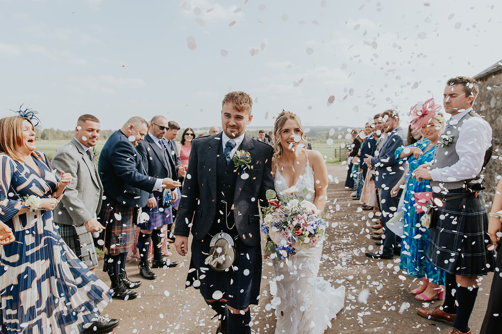 Lauren and Colin Bachilton Barn Wedding Photography00034