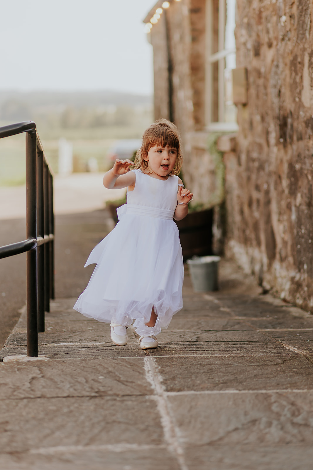 Lauren and Colin Bachilton Barn Wedding Photography00041