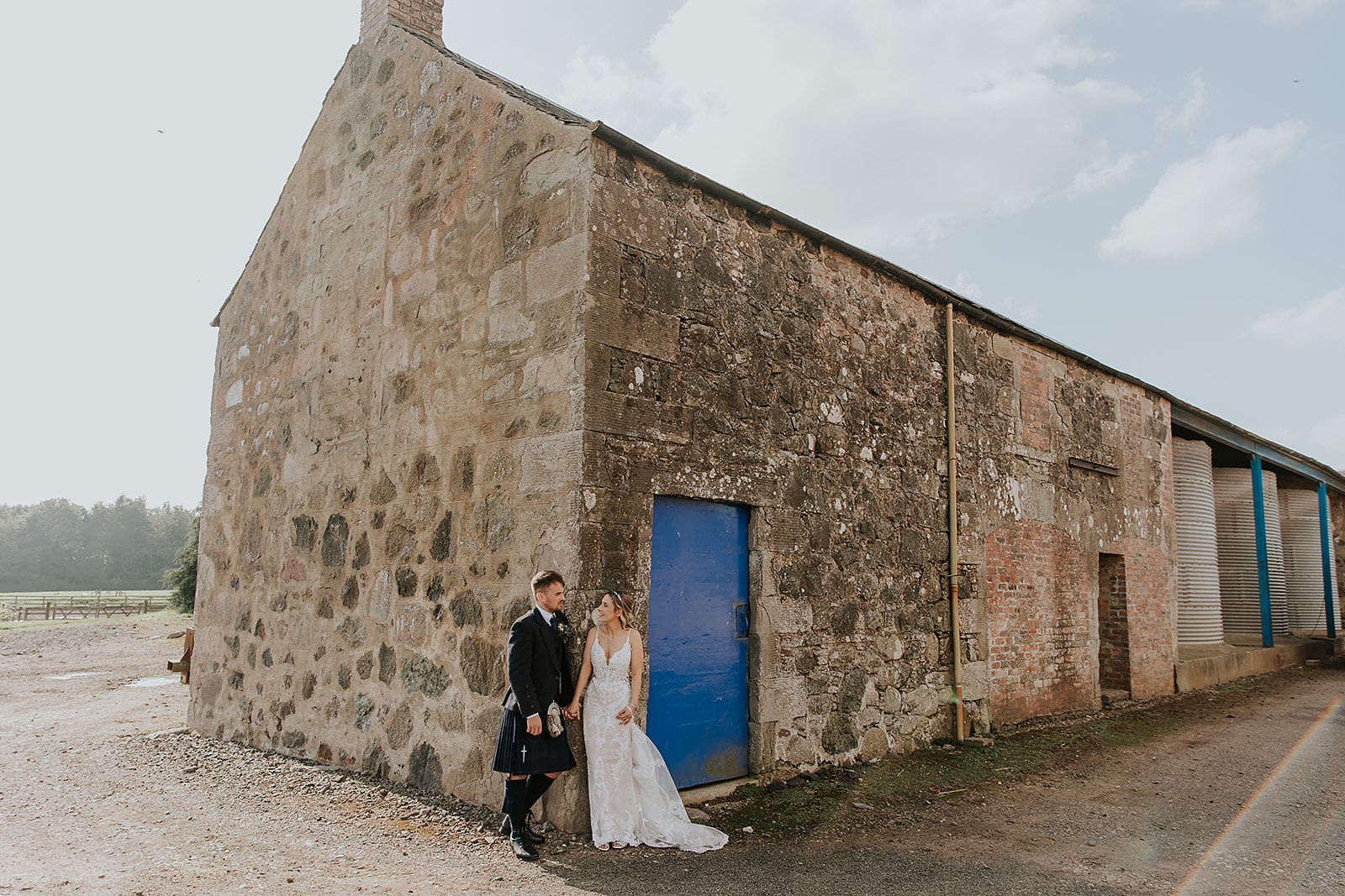 Lauren and Colin Bachilton Barn Wedding Photography00048