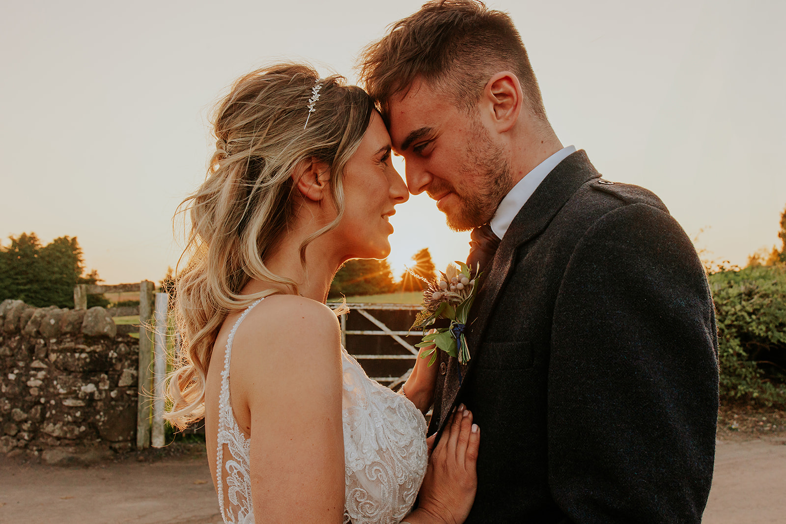 Lauren and Colin Bachilton Barn Wedding Photography00060