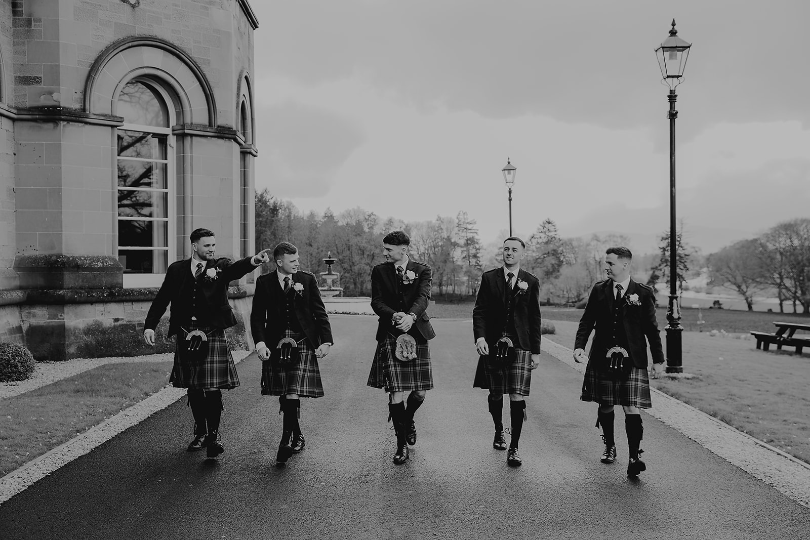 Lauren and John Cornhill Castle Scottish Wedding Photographer00030