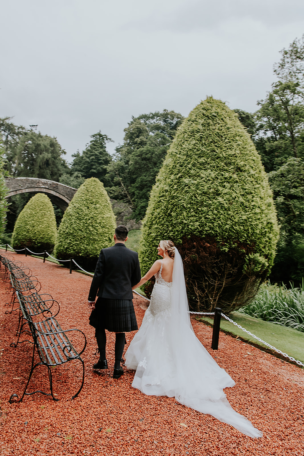 Stephanie and Christopher Brig O Doon Wedding00069