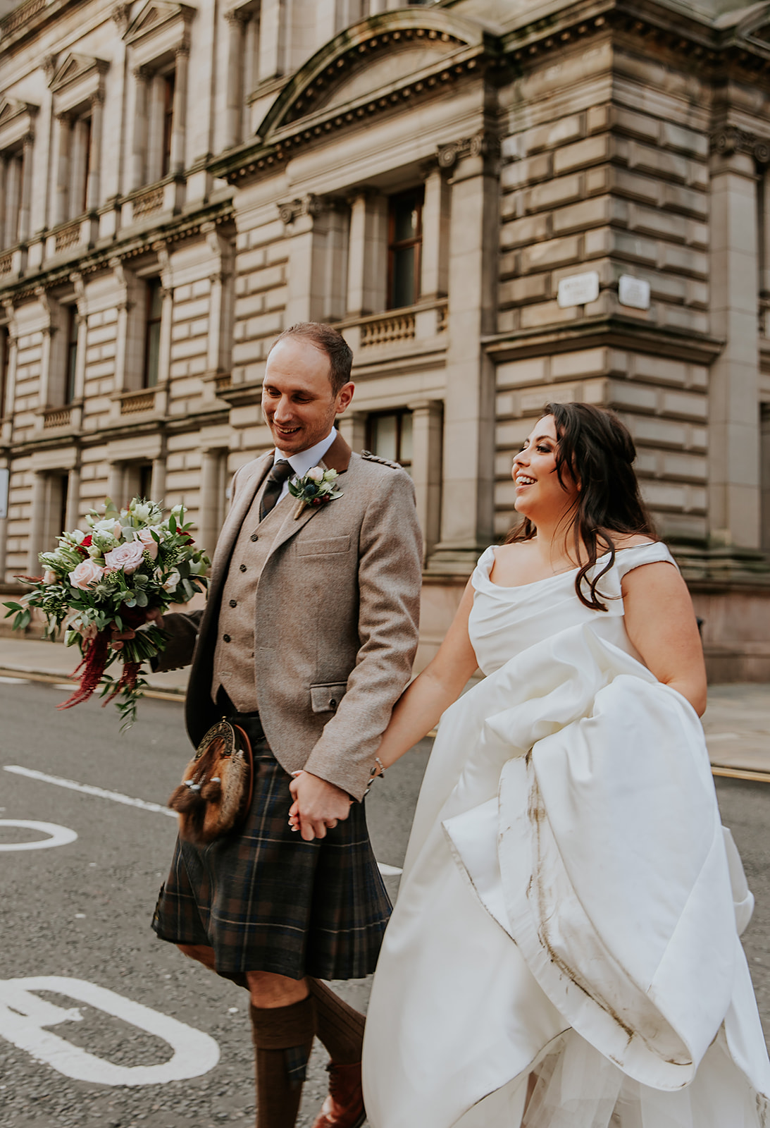 Zheni and Daniel Scottish Wedding Photographer Glasgow Trades Hall00064