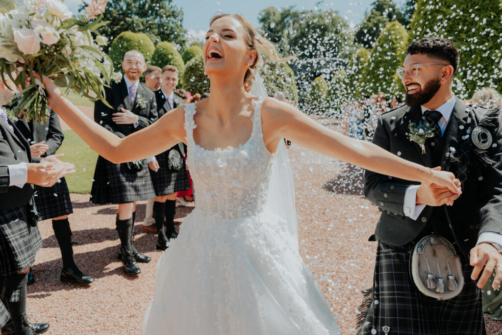 Newlyweds Confetti at Brig o Doon 